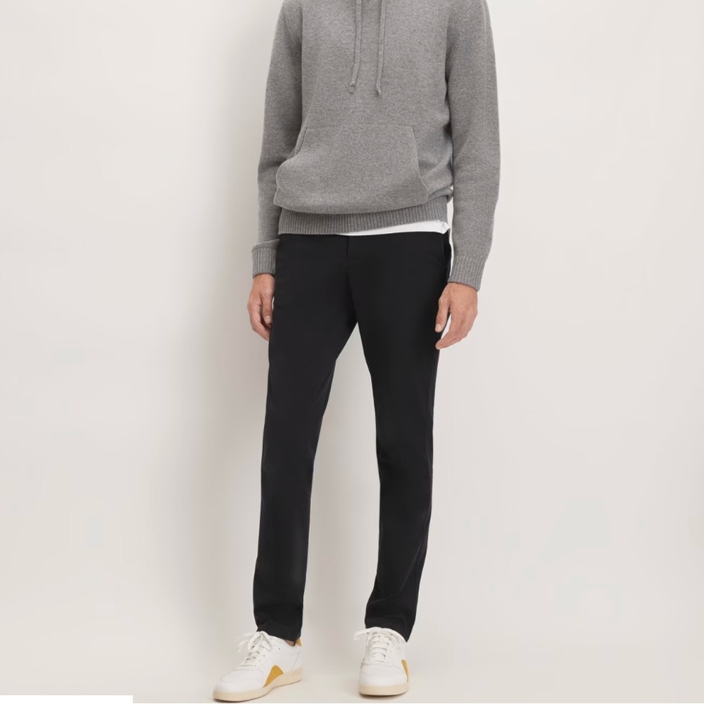 Everlane The Performance Chino | Uniform in Black - 30x30 Slim